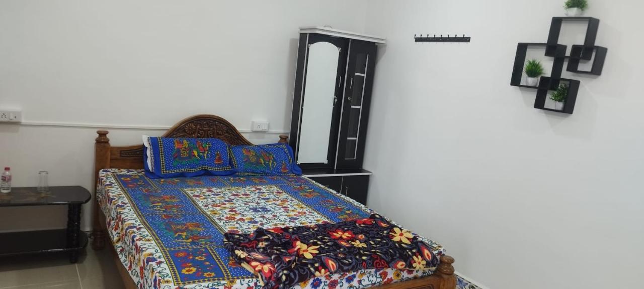 Kavieya Residency Hotel Pūrnānkuppam Kültér fotó