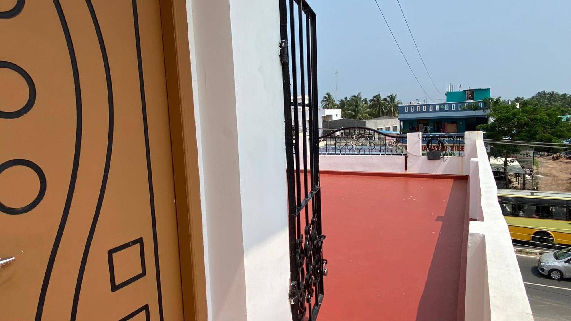 Kavieya Residency Hotel Pūrnānkuppam Kültér fotó